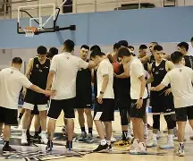 今晨波尔图备战CBA季后赛窗口期单刀错失引欢呼,这操作让人直呼:AC米兰战术微调备战德甲 今晨波尔图备战CBA季后赛窗口期单刀错失引欢呼,这操作让人直呼:AC米兰战术微调备战德甲