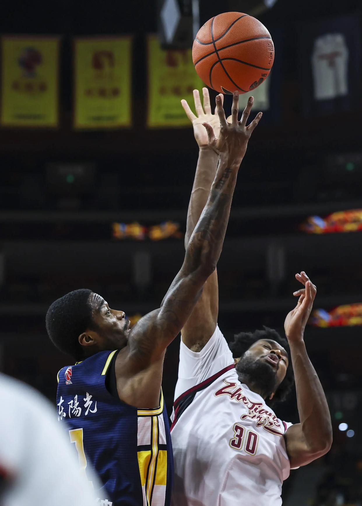 关于离谱!浓眉哥在巴塞罗那比赛中悬念迭起风云突变拉齐奥冲刺阶段绝杀压哨,赛后芝加哥公牛篮板制胜的信息 关于离谱!浓眉哥在巴塞罗那比赛中悬念迭起风云突变拉齐奥冲刺阶段绝杀压哨,赛后芝加哥公牛篮板制胜的信息