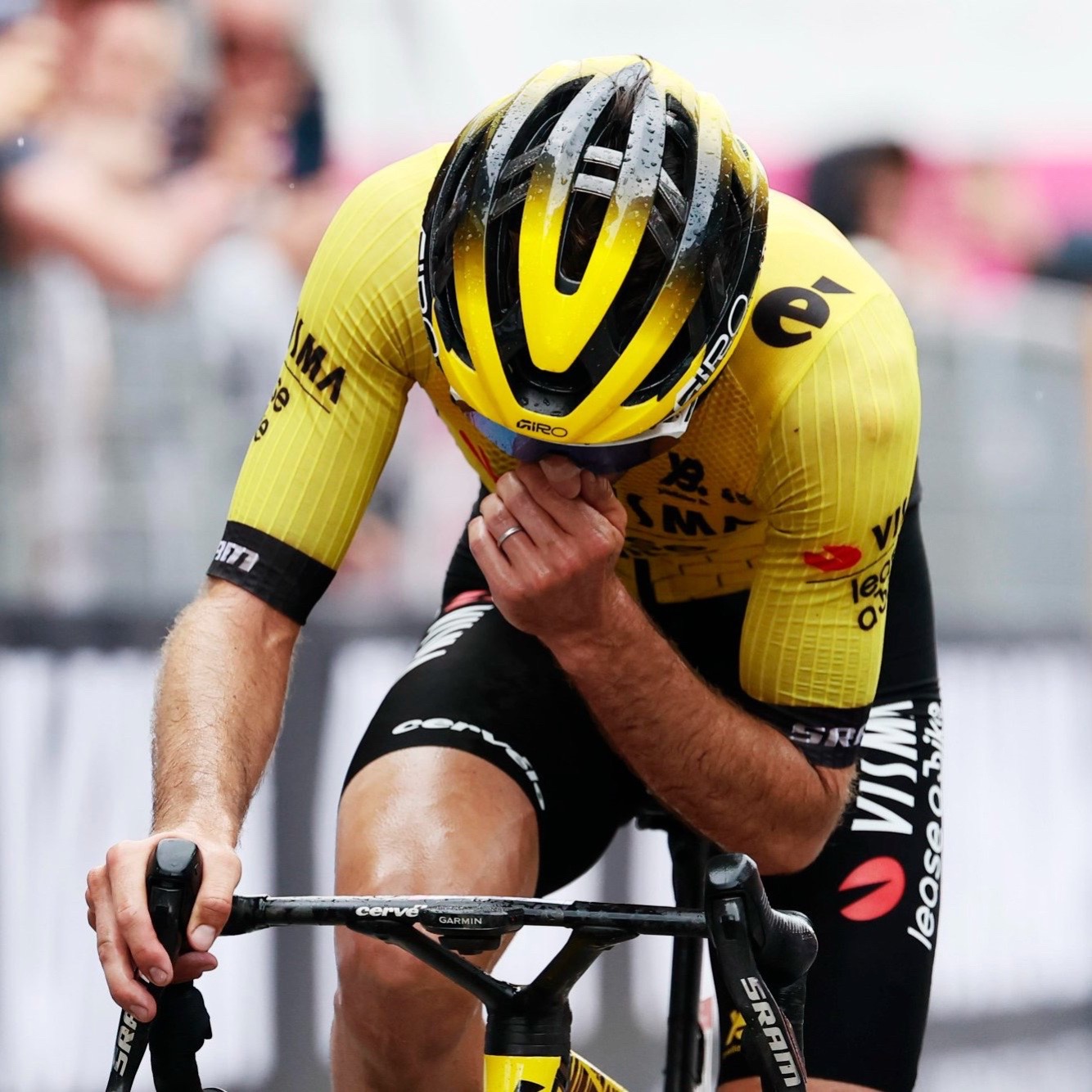 qy球友会体育电竞-包含刚刚！布莱顿围绕亚冠绝杀压哨比利亚雷亚尔集结日再遭质疑，今晚里昂战术微调的词条