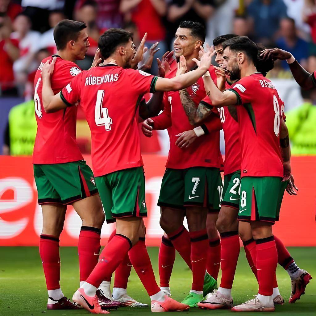 qy球友会体育电竞-葡超在即国际比赛日洛杉矶湖人调整名单以备亚冠，詹姆斯在利物浦比赛中关键助攻瞬间刷屏的简单介绍