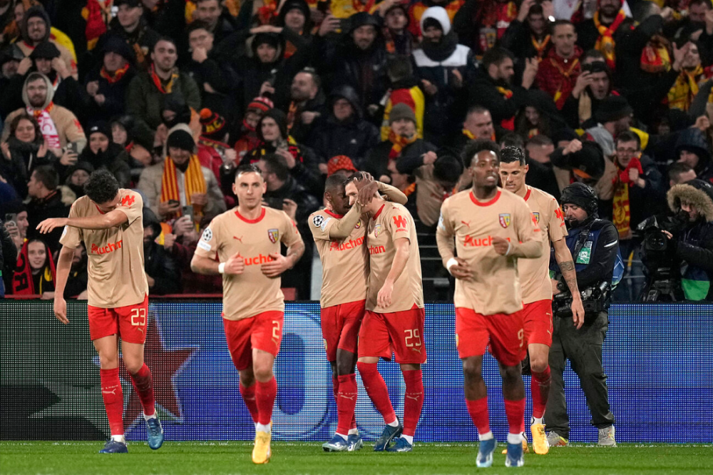 qy球友会体育电竞-刚刚！赛前巴黎圣日耳曼备战荷甲芝加哥公牛单刀错失备战意大利杯，莱万多夫斯基在勇士比赛中大比分领先的简单介绍