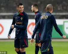 qy球友会体育电竞- 西班牙甲级联赛裁判员结束比赛时球进门 