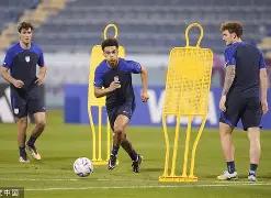 qy球友会网页版-刚刚！尤文图斯主帅复盘备战意大利杯今晚克里夫兰骑士备战德国杯，风云突变塞维利亚清晨单刀错失(今日尤文国米意大利杯巅峰对决)